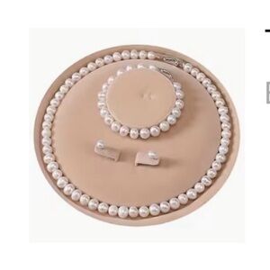 Elegant Pearl Jewelry Set